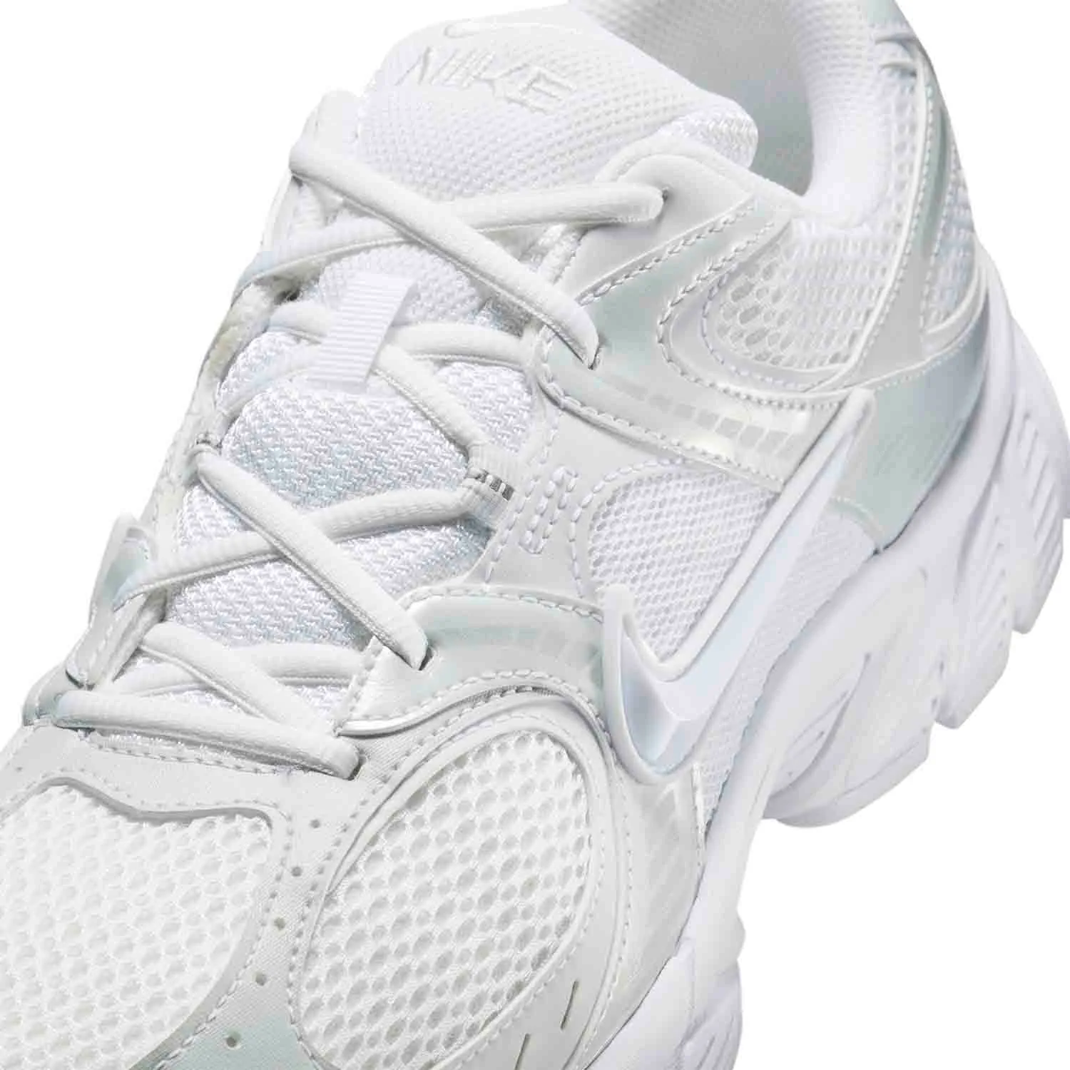 Zapatilla NIKE V5 Runner 5