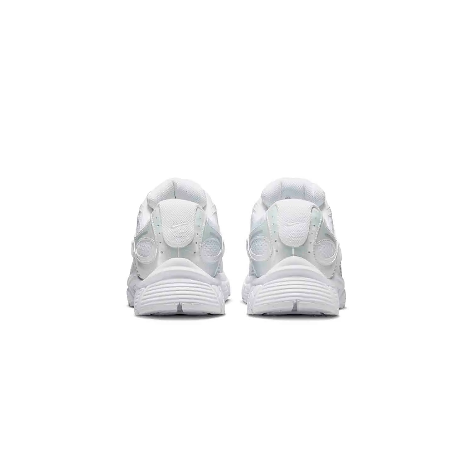 Zapatilla NIKE V5 Runner 4